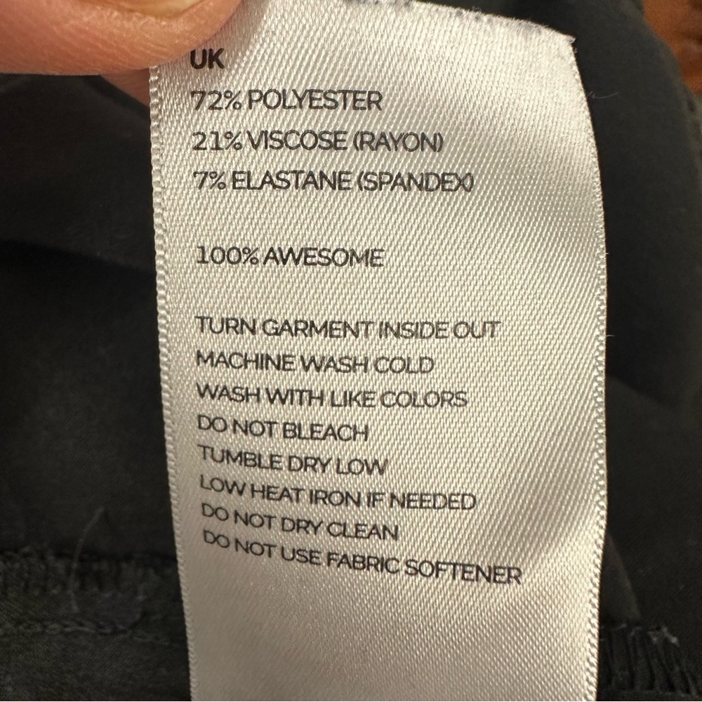 Figs Technical Collection Black FionX Scrub Top Size XL - Picture 5 of 5